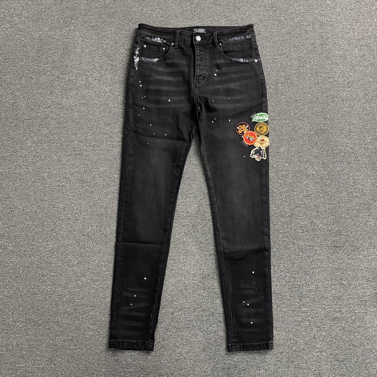 DISTRESSED DENIM “Patches”