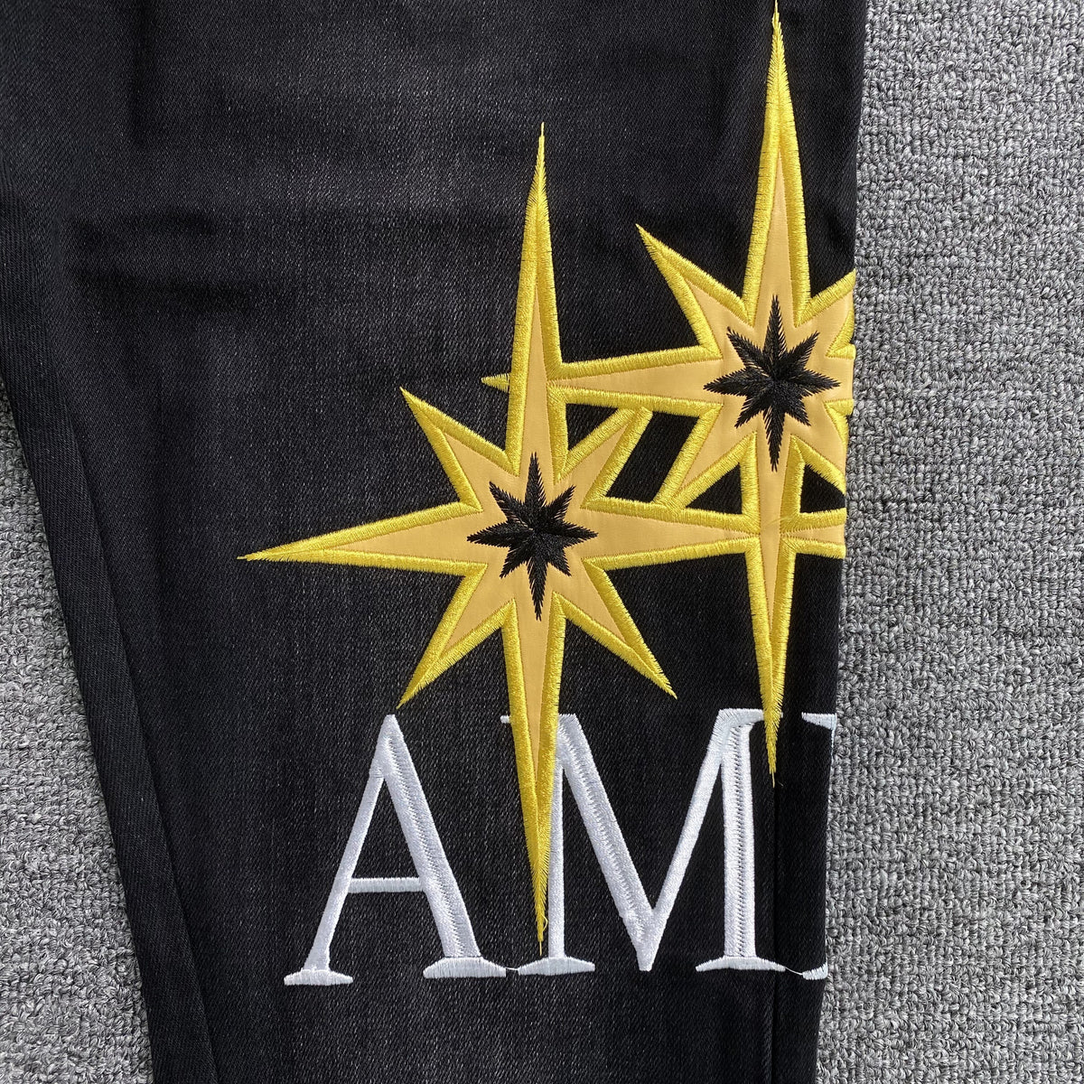 DISTRESSED DENIM “MX1 Slate”