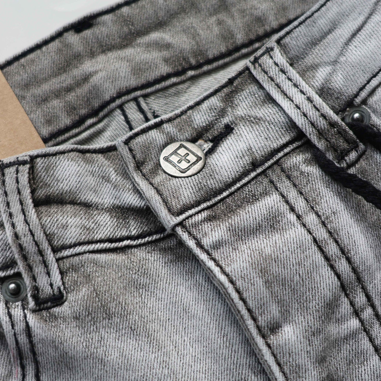 CROSS STITCH DENIM “Ash Stonewash”