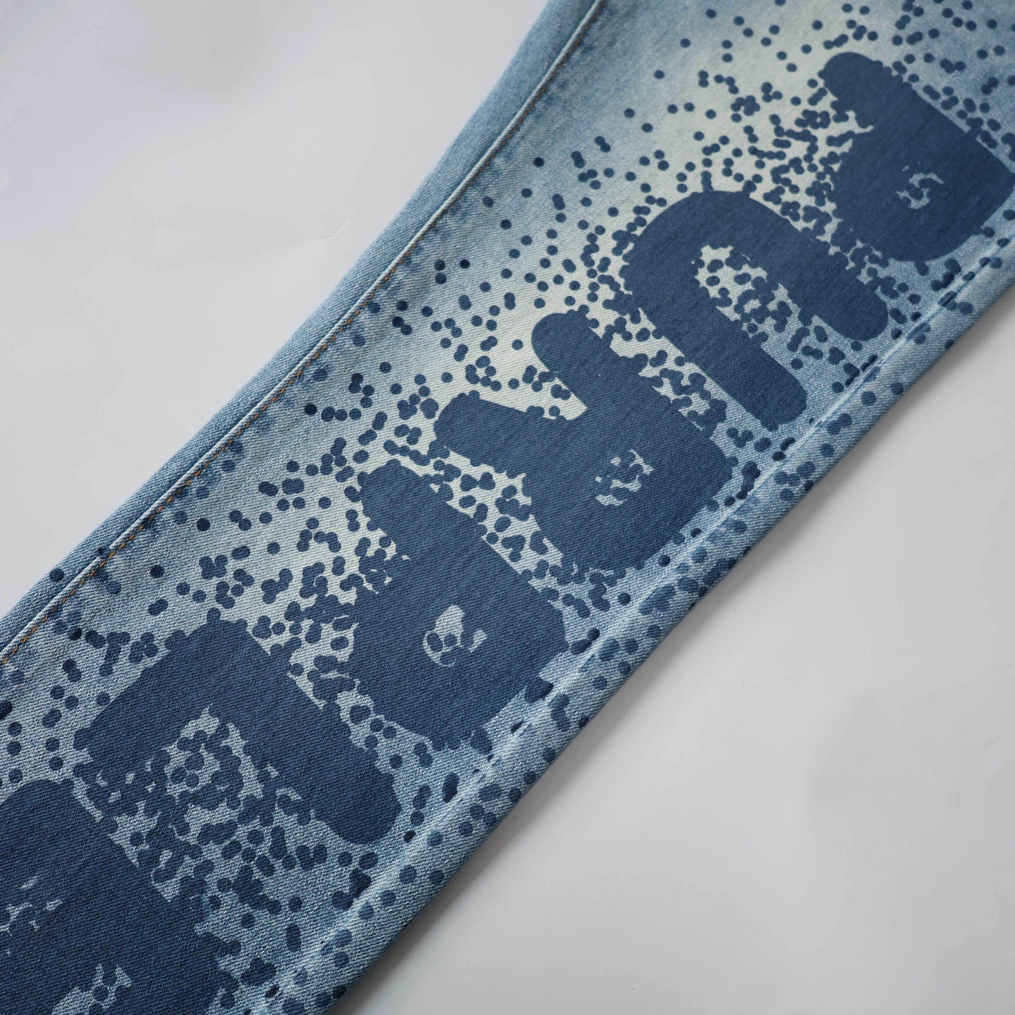 TEXTURED ARCH DENIM “Laser Blue”
