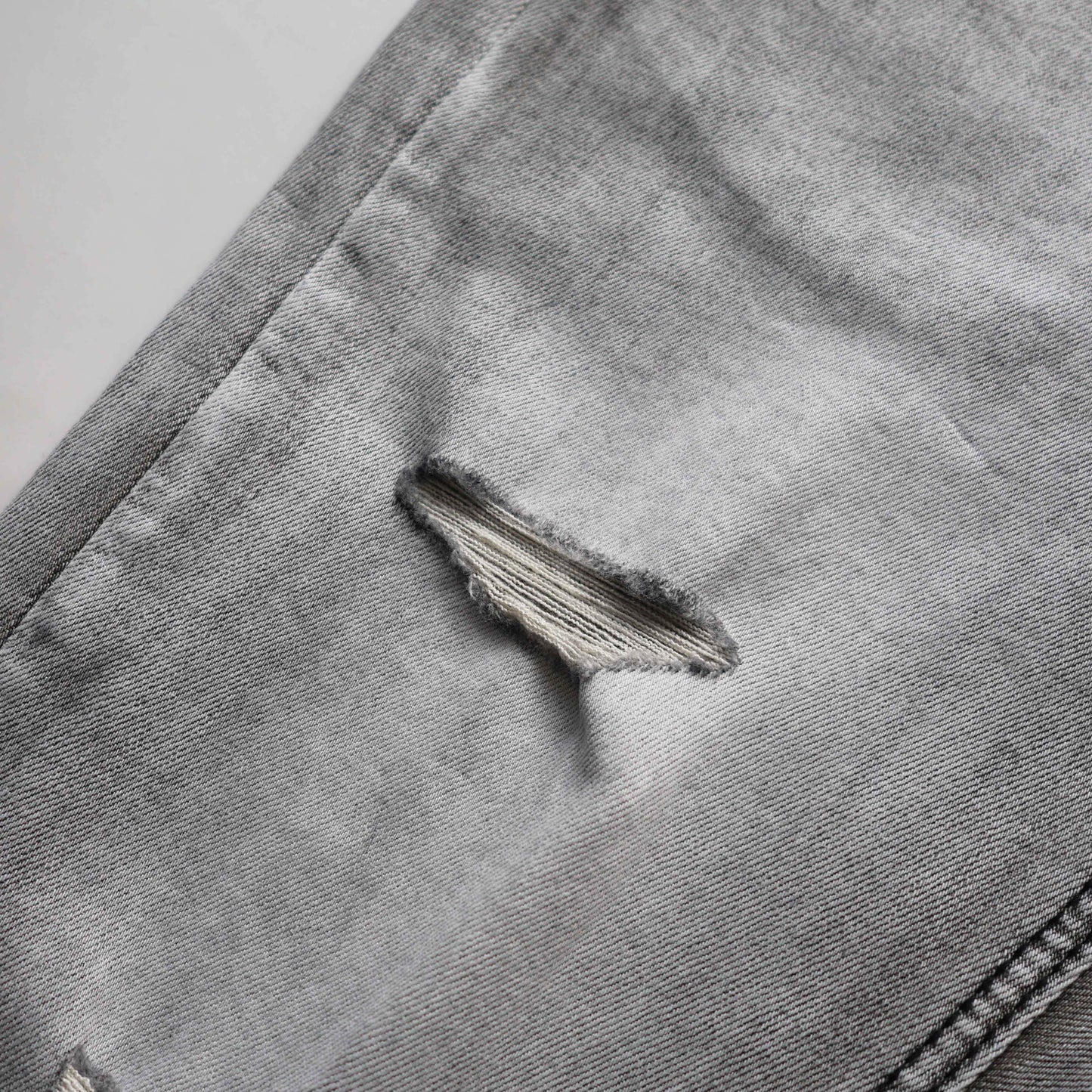 CROSS STITCH DENIM “Ash Stonewash”