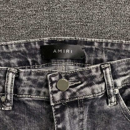 DISTRESSED DENIM “Gray Thrasher”