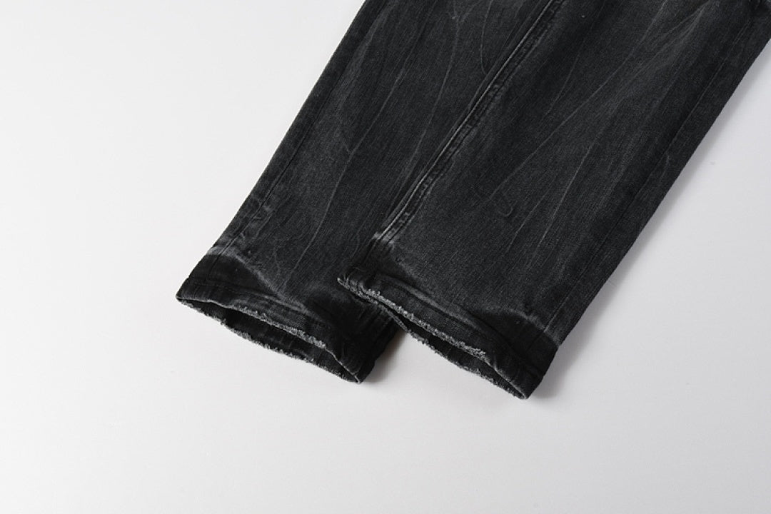 CROSS STITCH DENIM “Jet Knee”
