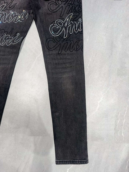 DISTRESSED DENIM “Seamless”