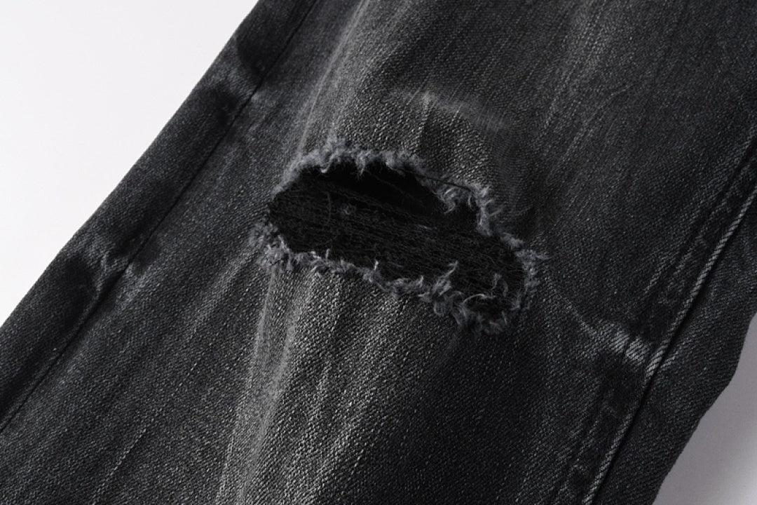CROSS STITCH DENIM “Jet Knee”