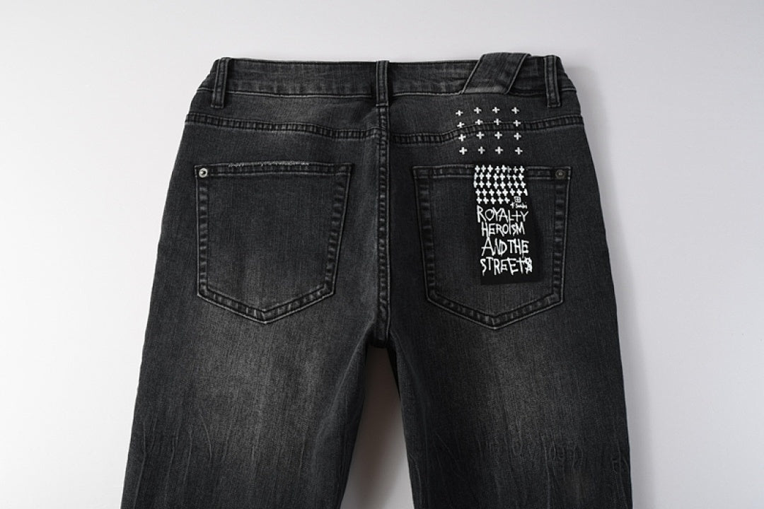 CROSS STITCH DENIM “Jet Knee”