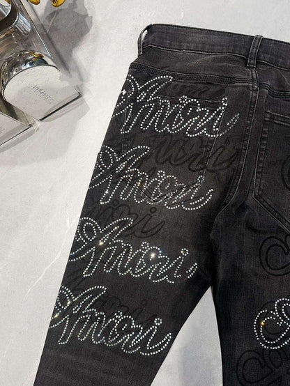 DISTRESSED DENIM “Seamless”