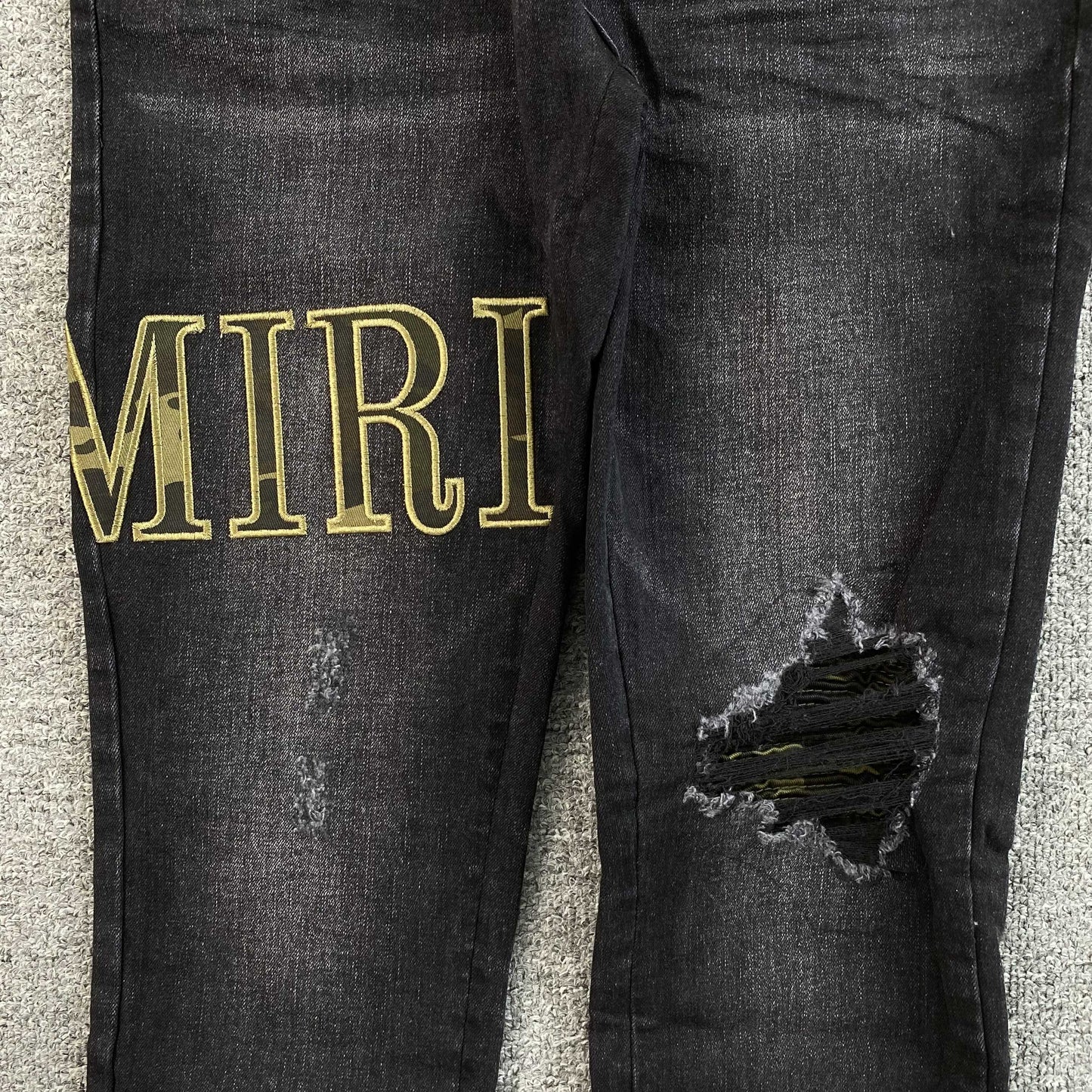 DISTRESSED DENIM “Ops Black Patch”