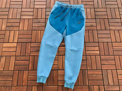 TECHNICAL JOGGER SET “Dutch Blue”