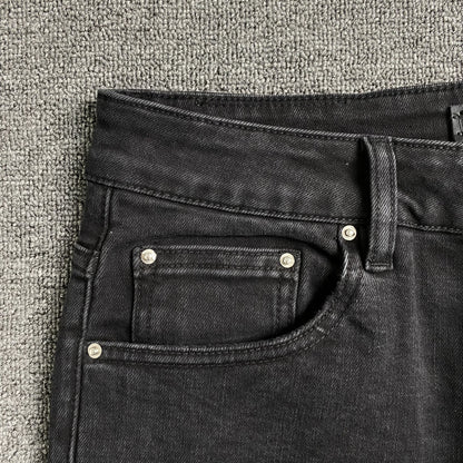 DISTRESSED DENIM “Red Cross”