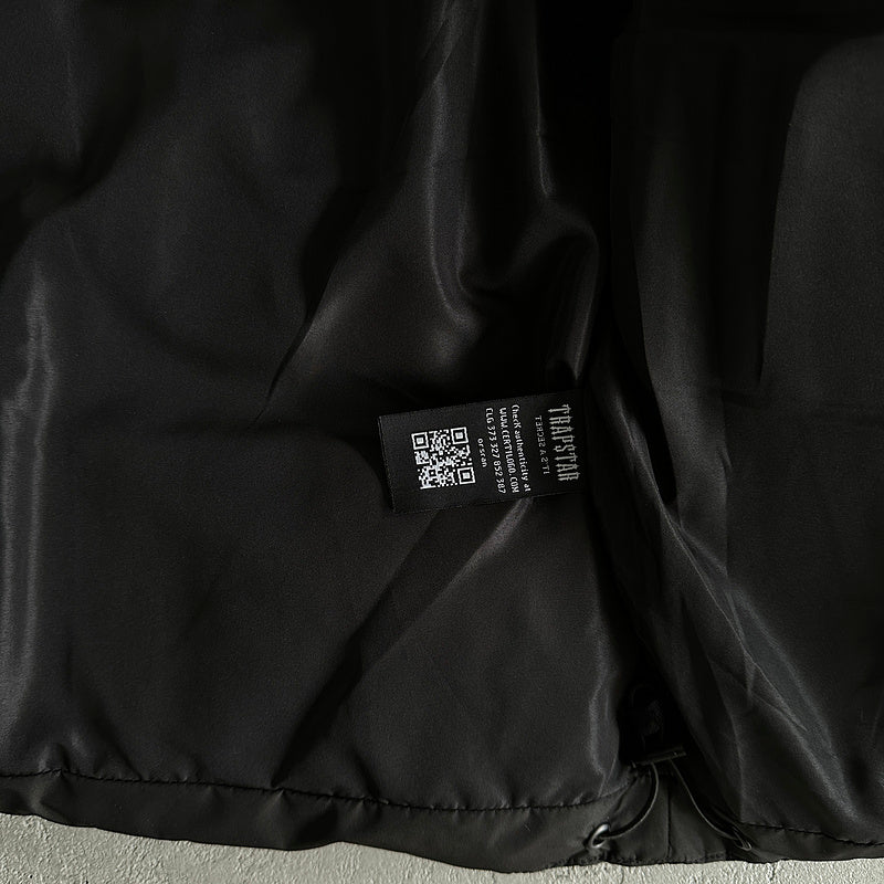 IRONGATE ARCH PUFFER “Archive”