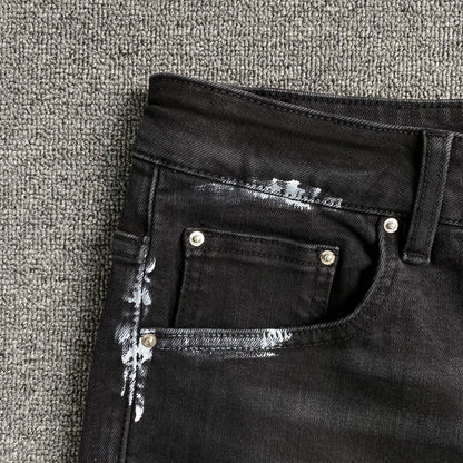 DISTRESSED DENIM “Patches”