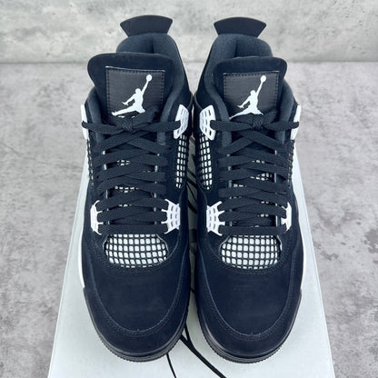 COURT LEGACY IV “White Thunder”