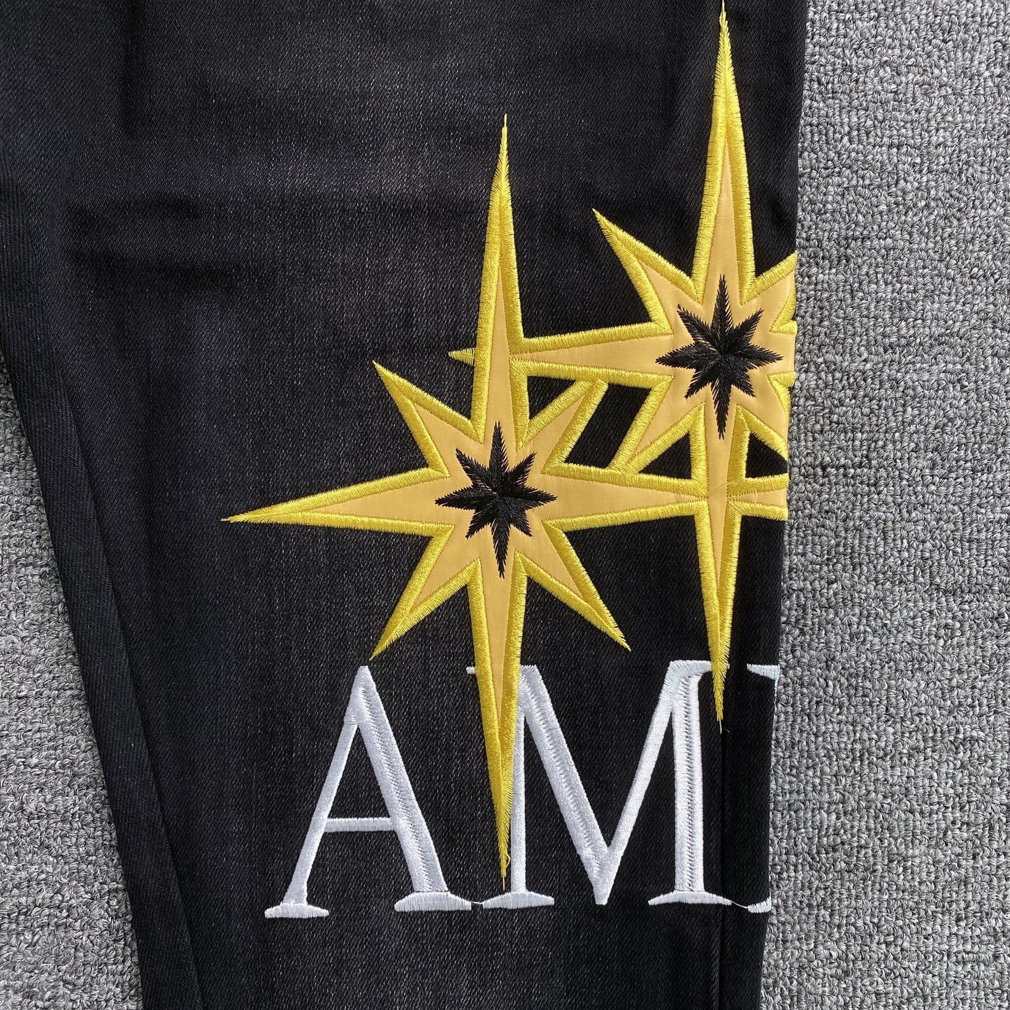DISTRESSED DENIM “MX1 Slate”