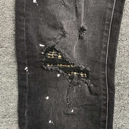 DISTRESSED DENIM “Greish”