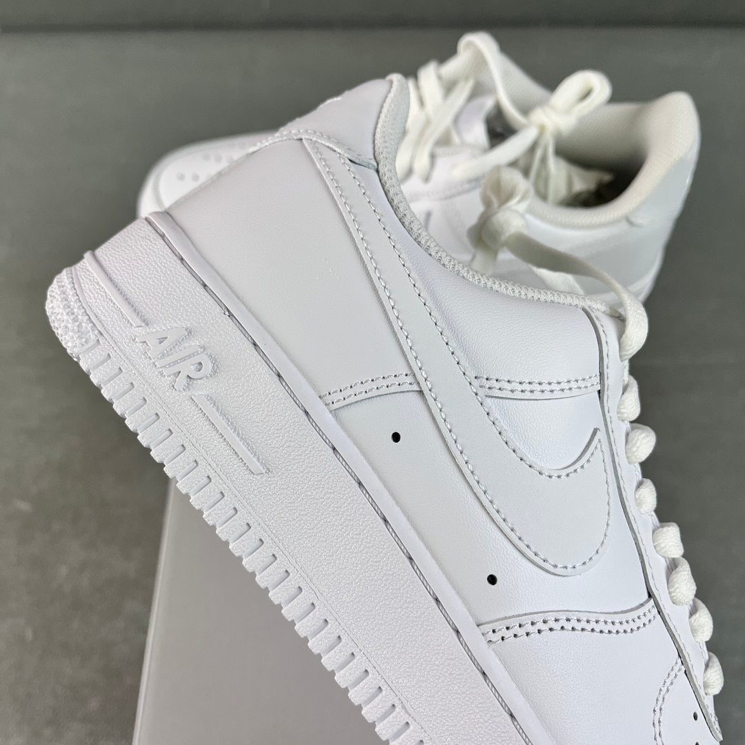 CLASSIC COURT TRAINER “White”