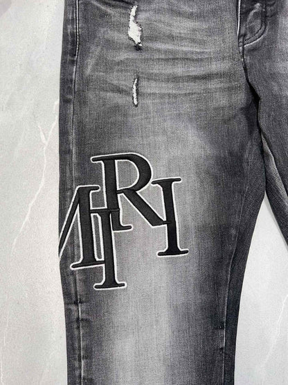 DISTRESSED DENIM “Melody Repair”