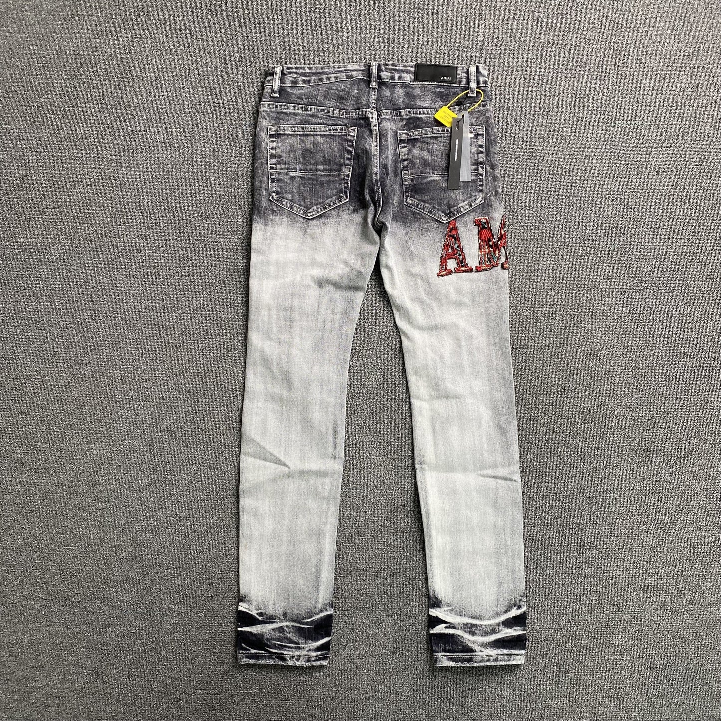 DISTRESSED DENIM “Gray Thrasher”