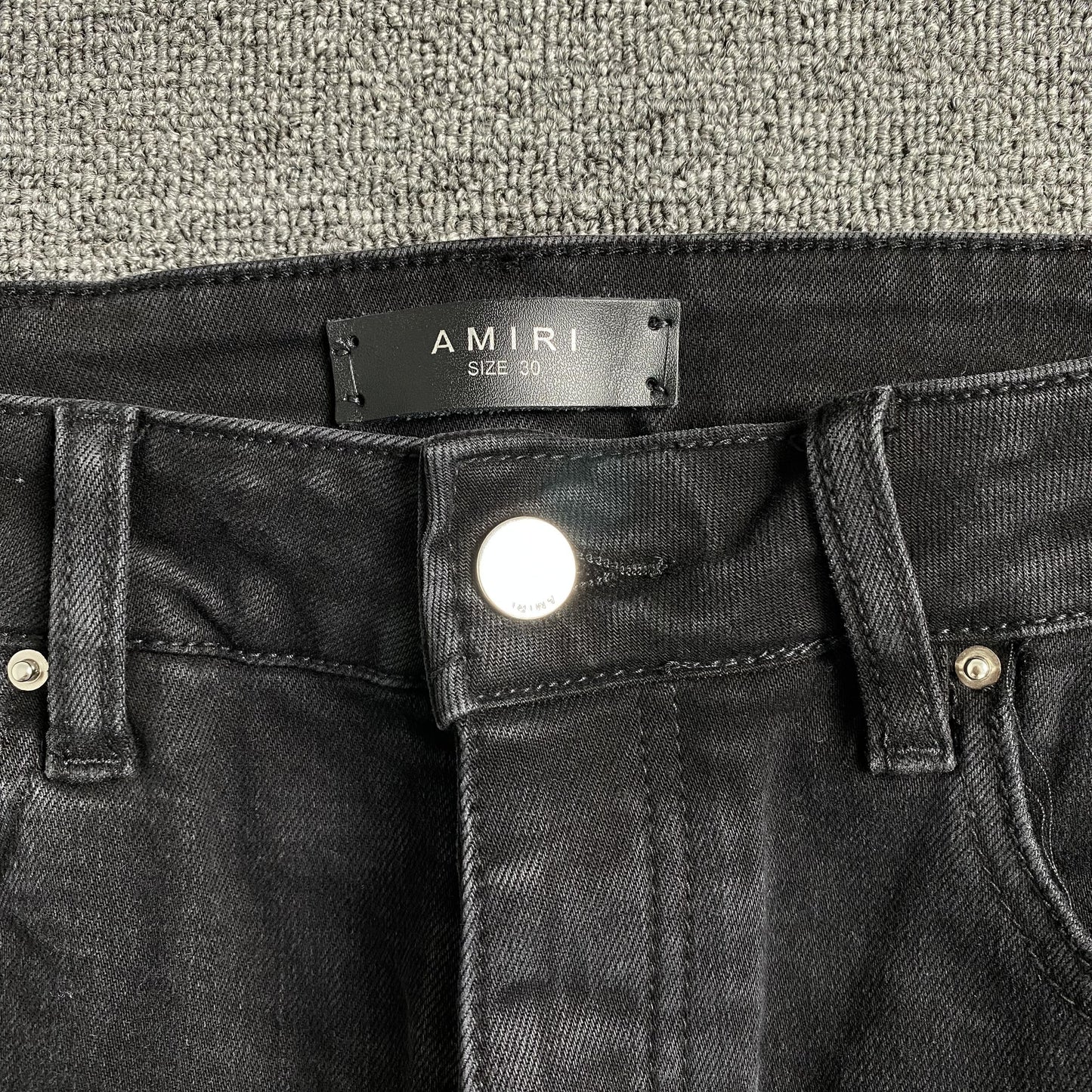 DISTRESSED DENIM “Red Cross”