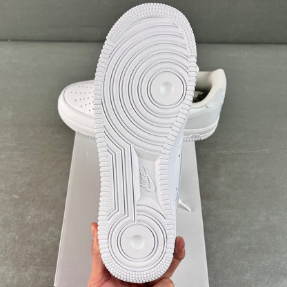 CLASSIC COURT TRAINER “White”