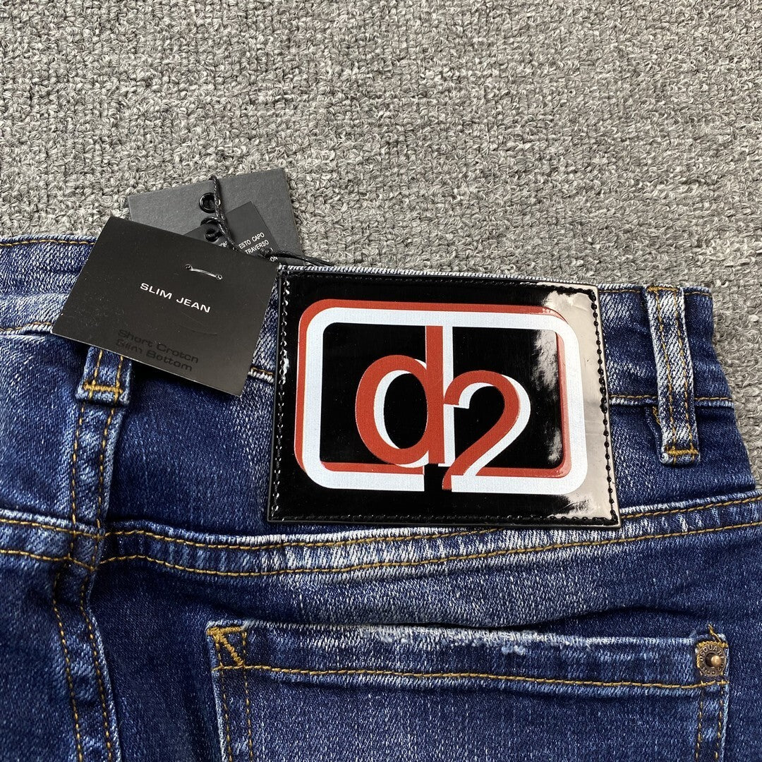 ICON WASH DENIM “Washed Typo”