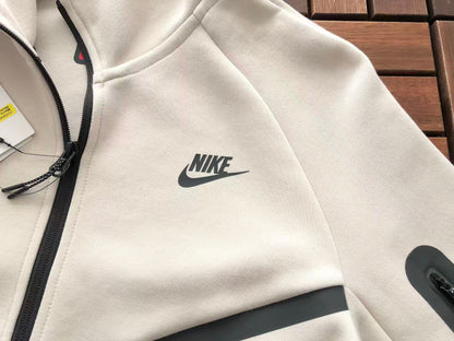 TECHNICAL JOGGER SET “White”