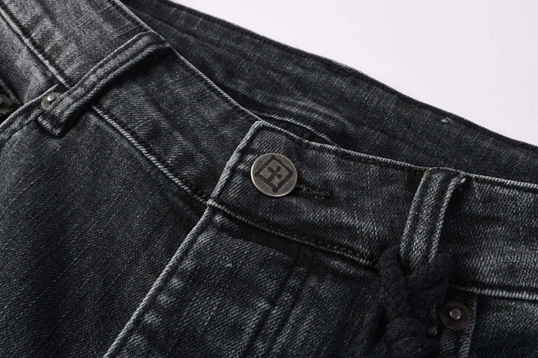 CROSS STITCH DENIM “Jet Knee”