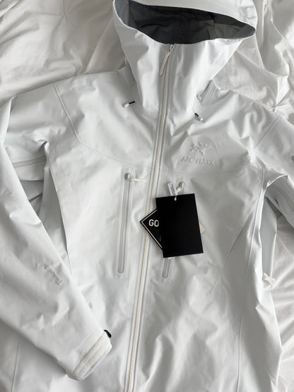 CLIMBERS WINDSHELL “Polar White”