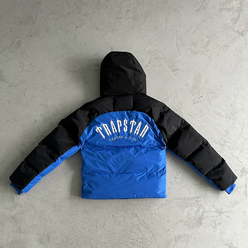 IRONGATE ARCH PUFFER “Irongate Arch Black/Blue”