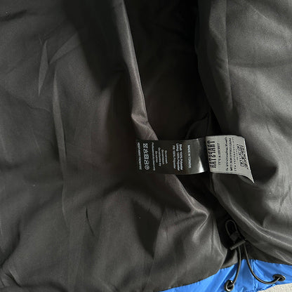 IRONGATE ARCH PUFFER “Irongate Arch Black/Blue”