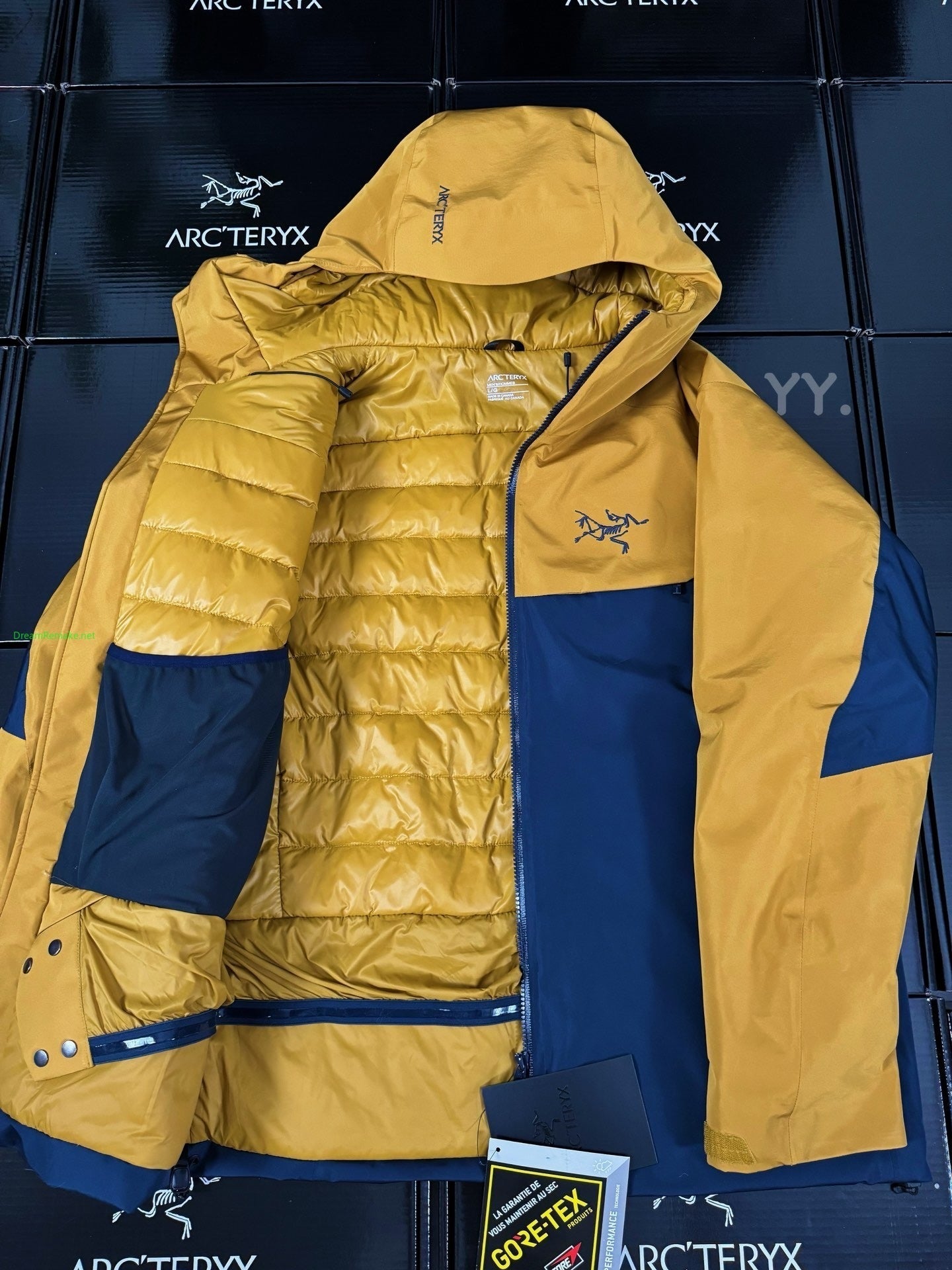 CLIMBERS WINDSHELL “Yellow & Blue”