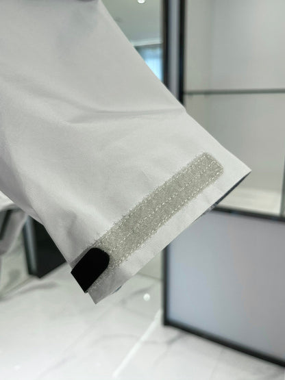 CLIMBERS WINDSHELL “White Grey”
