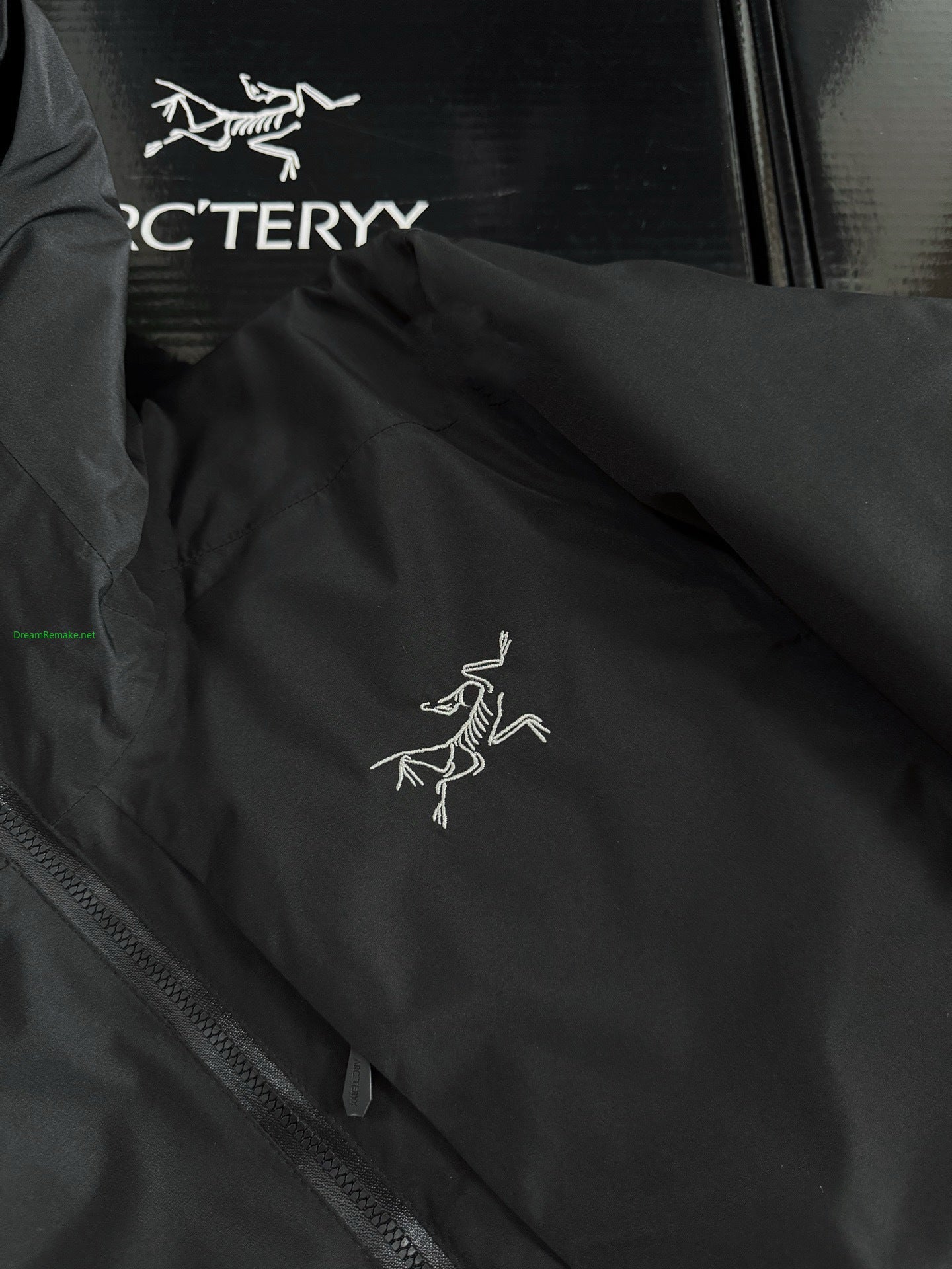 CLIMBERS WINDSHELL “Charcoal”