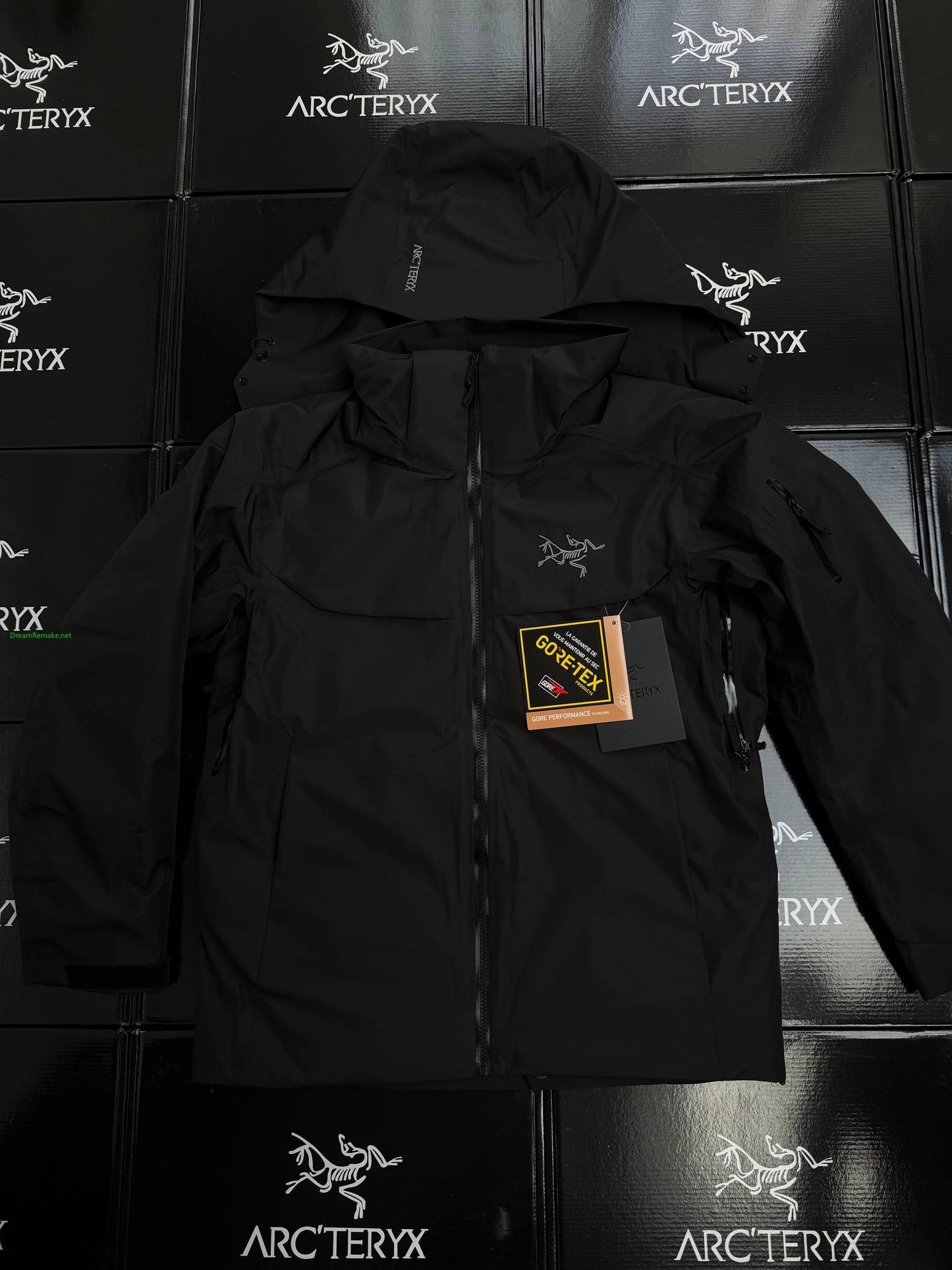 CLIMBERS WINDSHELL “Black”