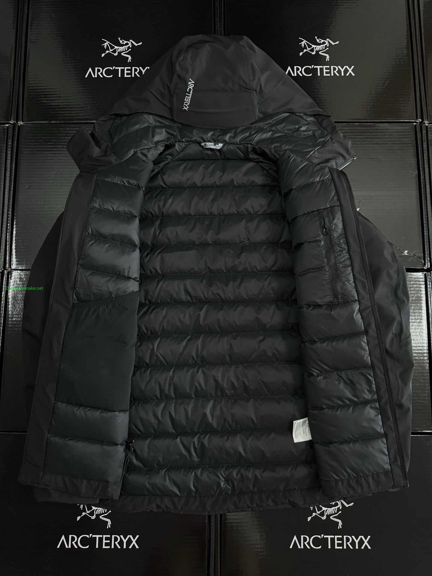 CLIMBERS WINDSHELL “Charcoal”