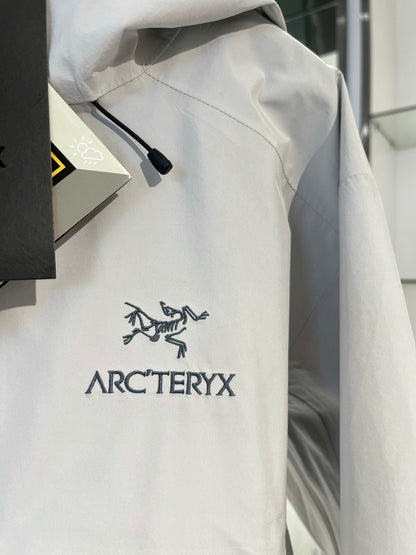 CLIMBERS WINDSHELL “White Grey”