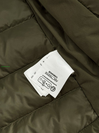 CLIMBERS WINDSHELL “Military Green”