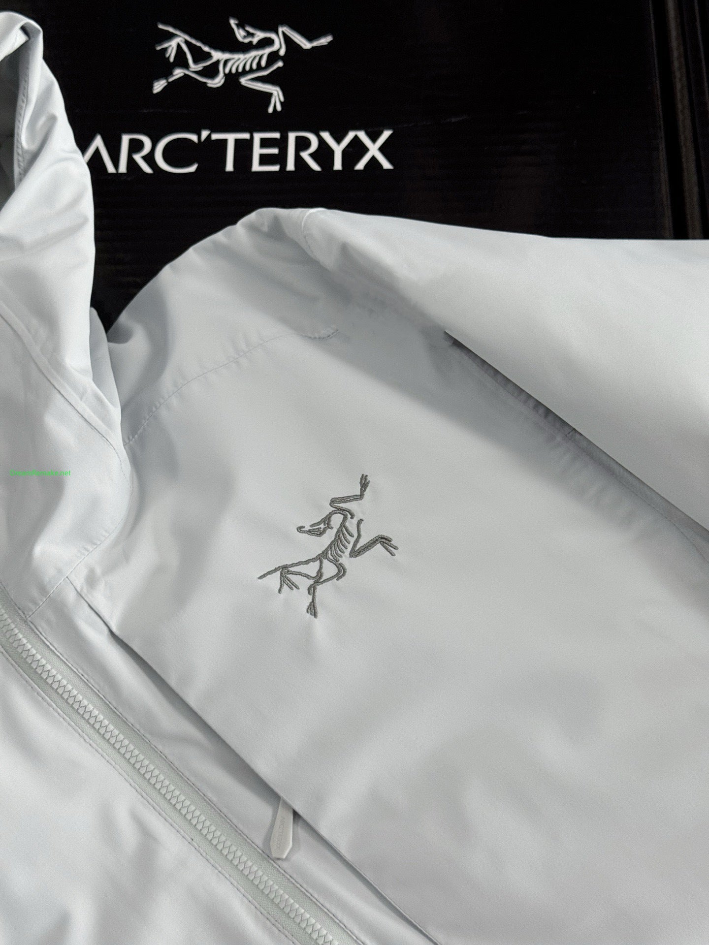 CLIMBERS WINDSHELL “Grey”