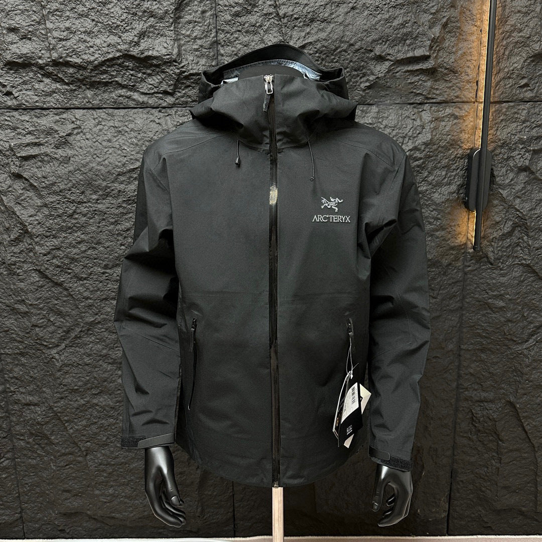 CLIMBERS WINDSHELL “Black”