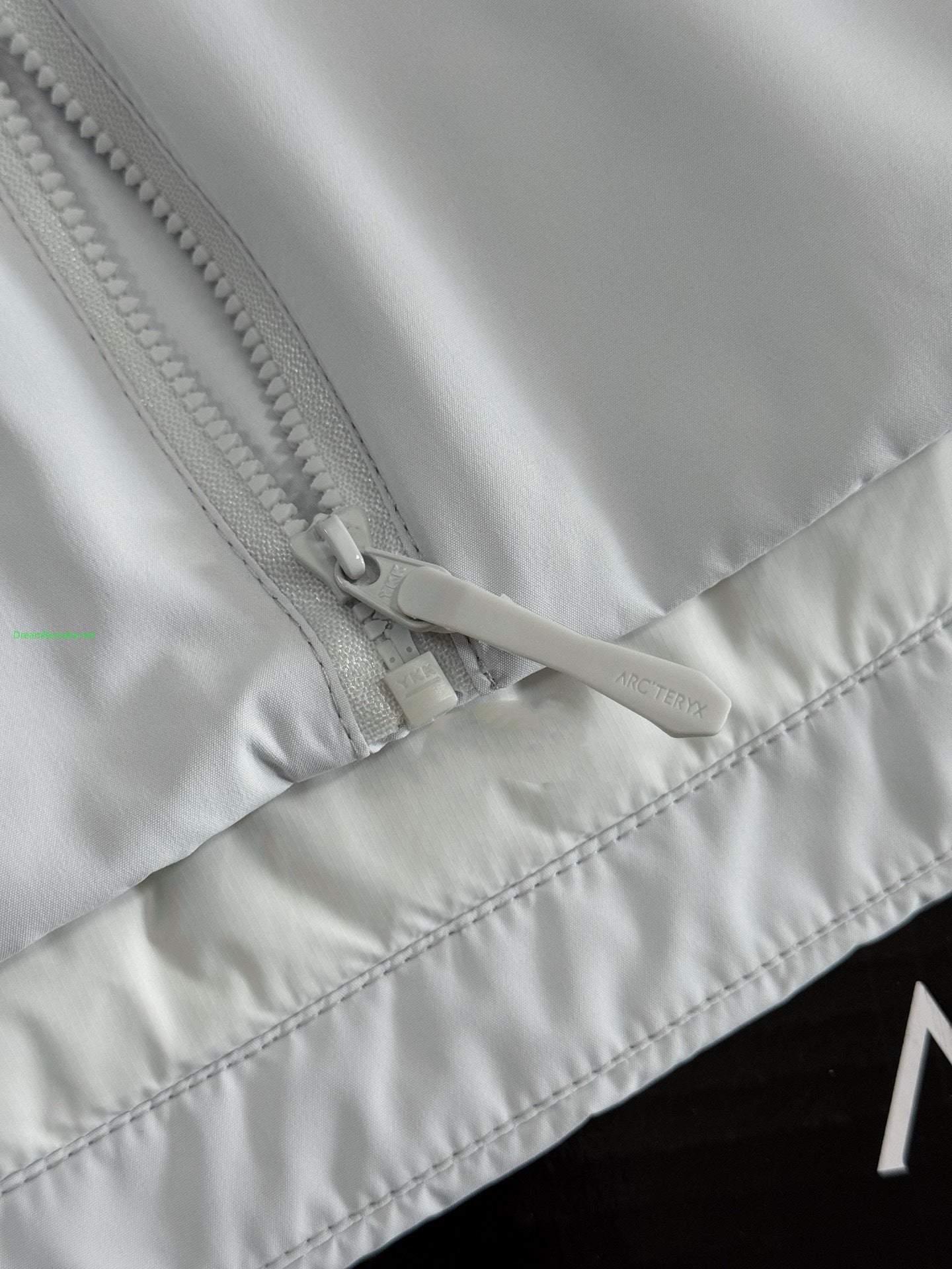 CLIMBERS WINDSHELL “Grey”