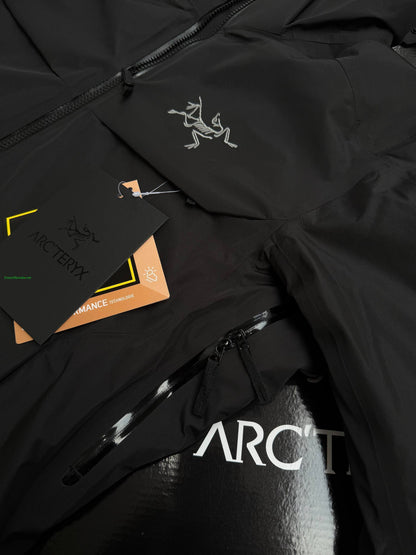CLIMBERS WINDSHELL “Black”