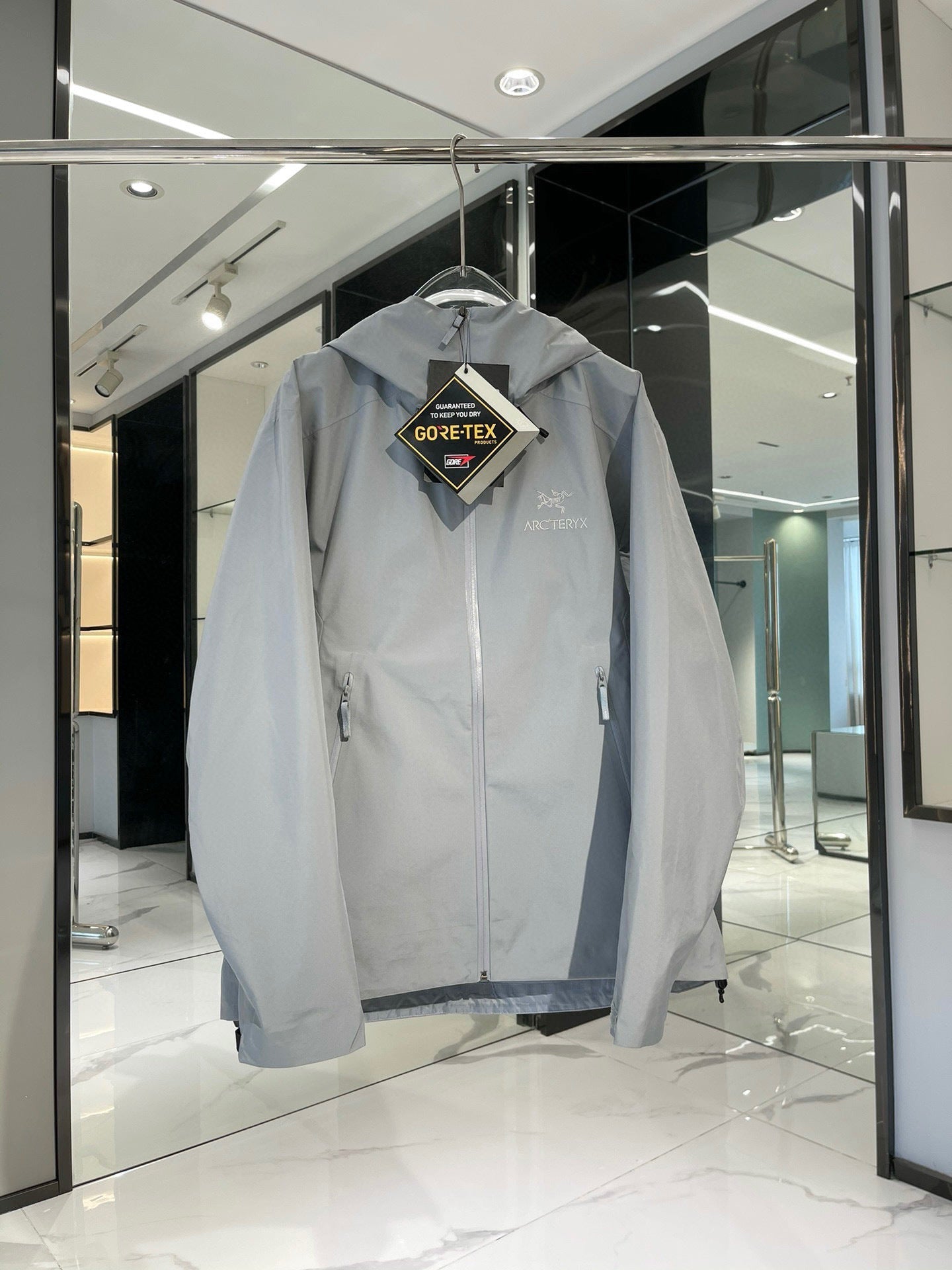 CLIMBERS WINDSHELL “Pixel Grey”