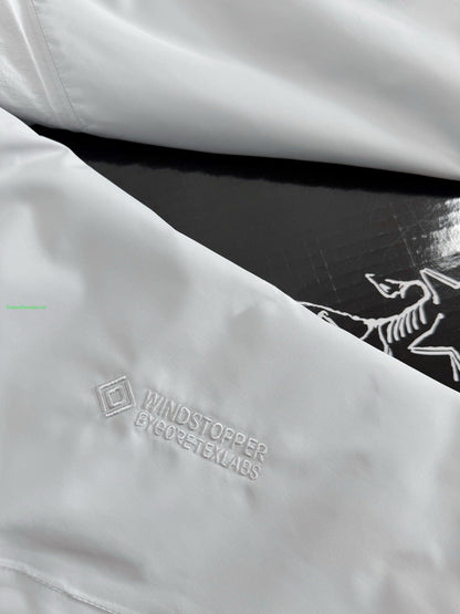 CLIMBERS WINDSHELL “Grey”
