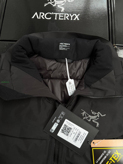 CLIMBERS WINDSHELL “Black”