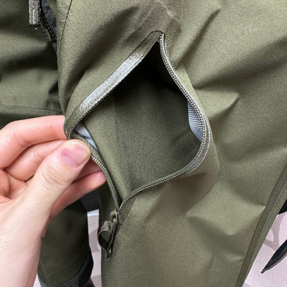 CLIMBERS WINDSHELL “Vintage Green”