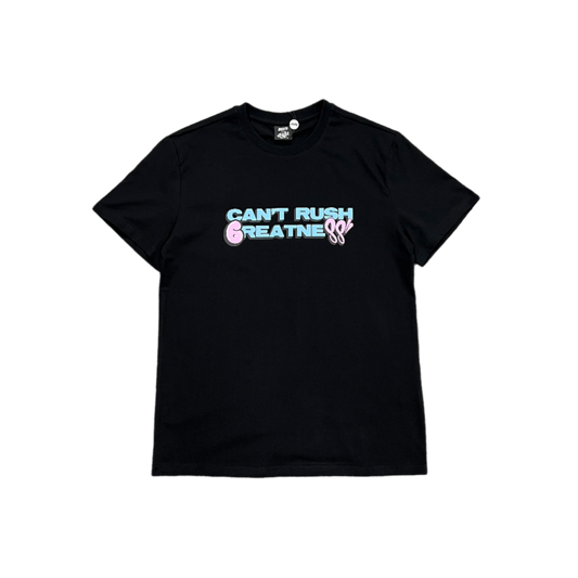 UTILITY GRAPHIC TEE “Can't Rush Greatness”