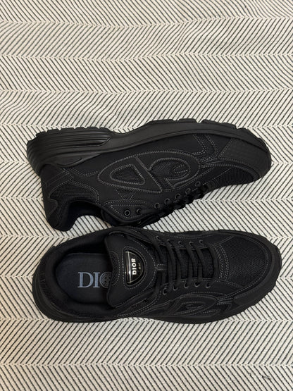 LOW RUNNER B30 “Black”