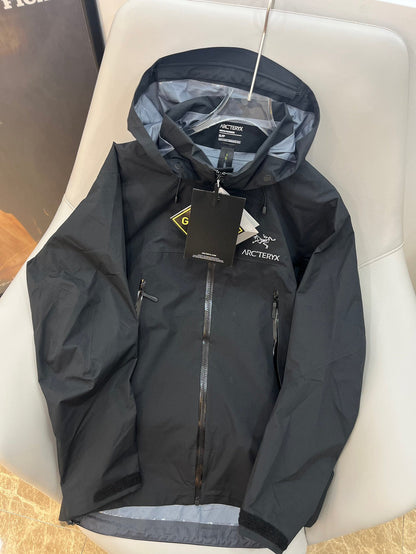 CLIMBERS WINDSHELL “Black”