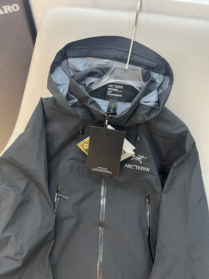 CLIMBERS WINDSHELL “Black”