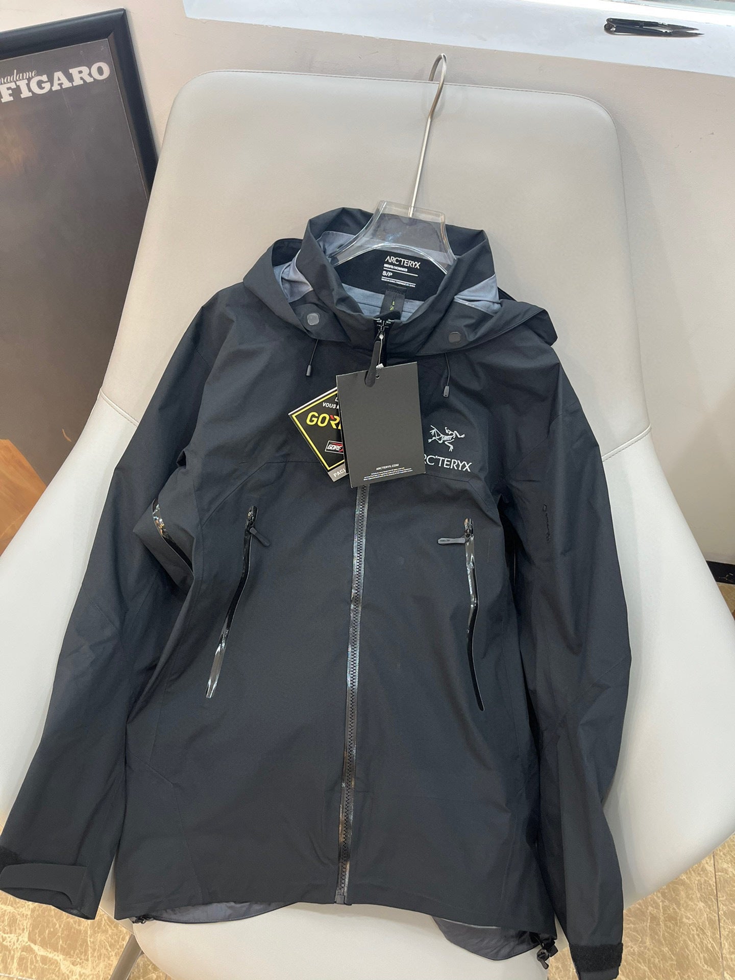 CLIMBERS WINDSHELL “Black”